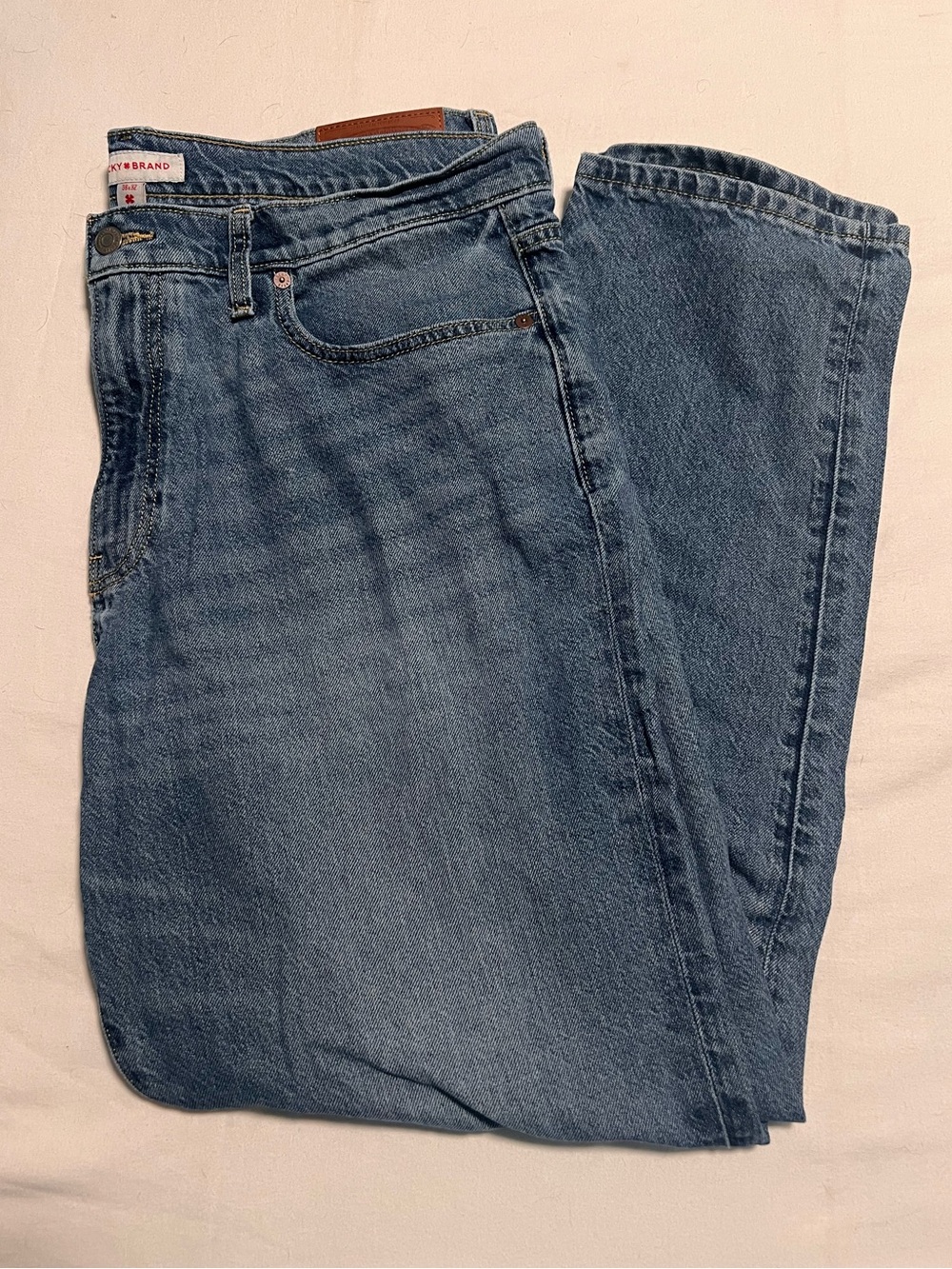 Lucky Brand 410 Athletic Straight Light Blue Denim Jeans, Size 38 x 32